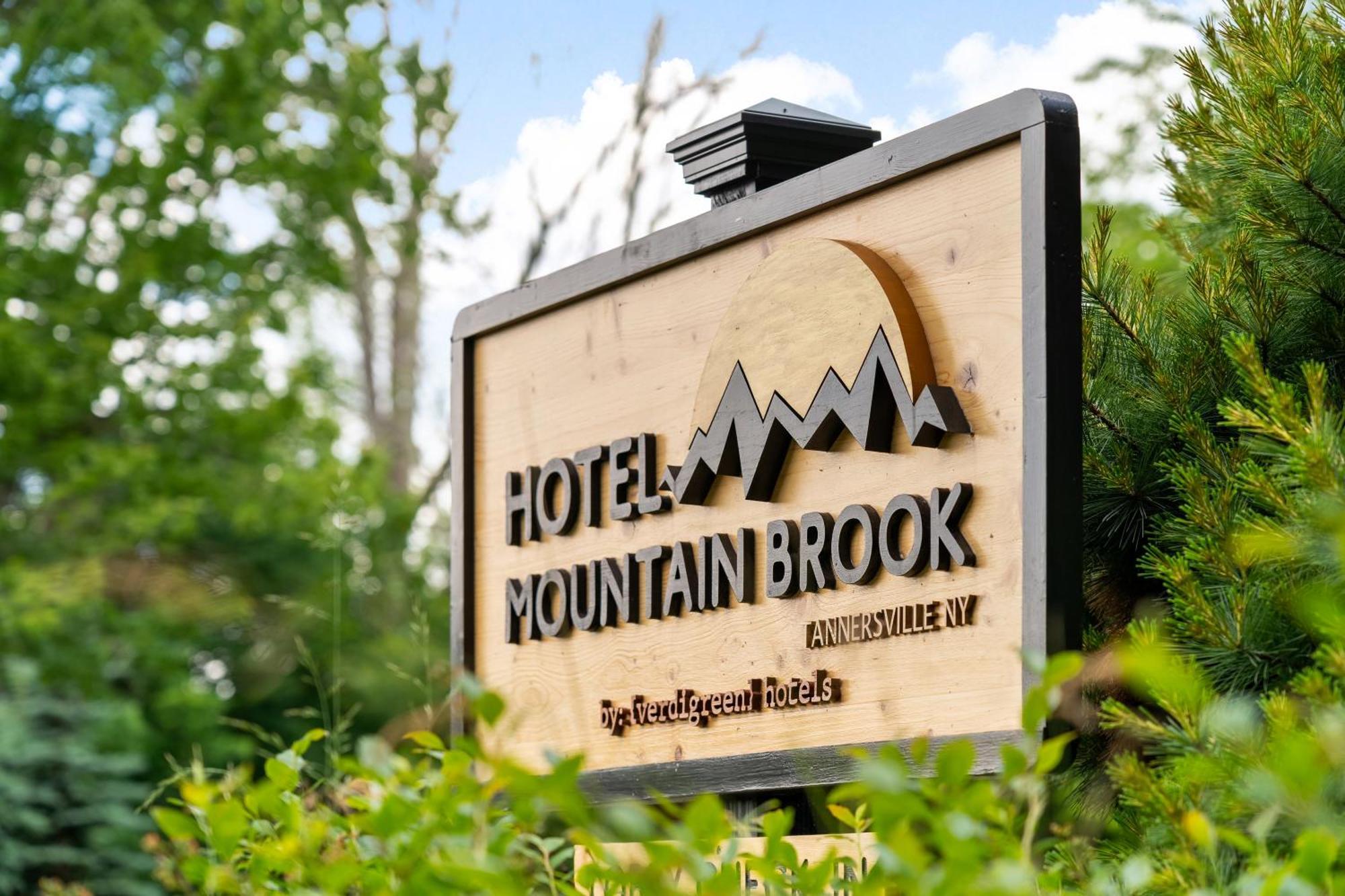 Hotel Mountain Brook Tannersville Экстерьер фото